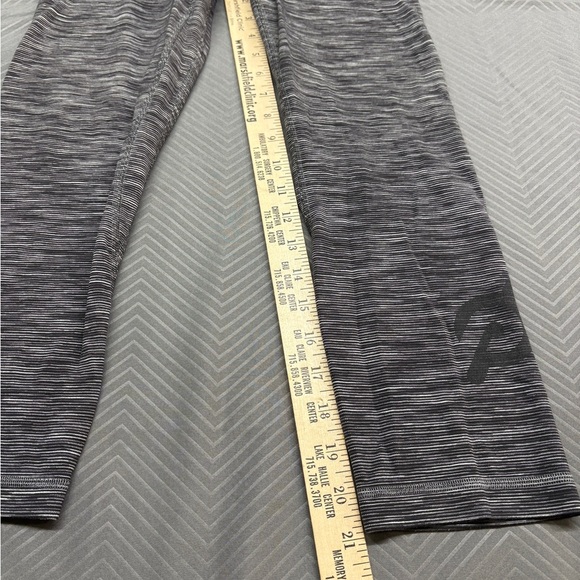 lululemon athletica Women’s Align Crop 21” Leggings Dark Carbon Ice Grey Size 6 - Picture 7 of 8
